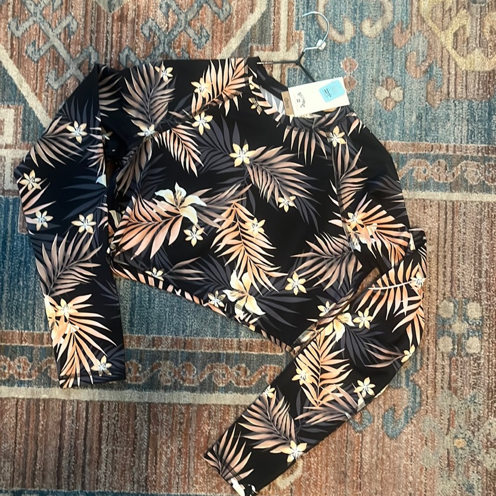 Billabong Black Tropical Floral Long Sleeve Swim Top & Leggings Set